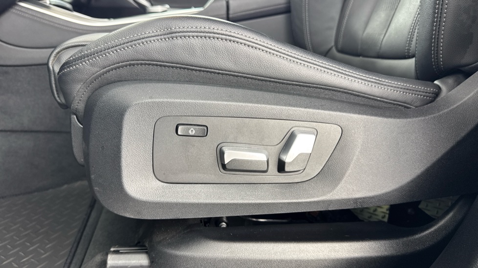 BMW X5 xDrive30d MHT M Sport 5dr Auto Diesel Estate - Image 38