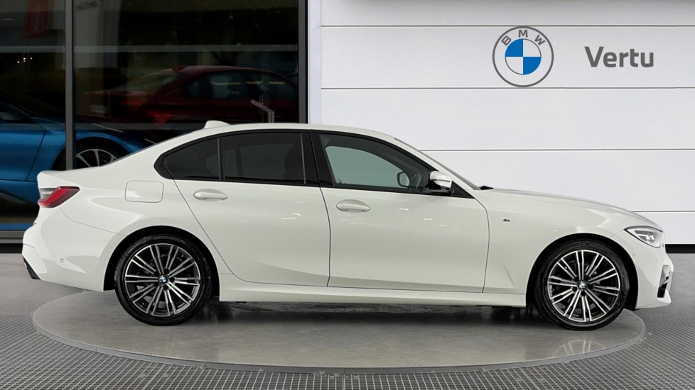 BMW 3 Series 320i M Sport 4dr Step Auto Petrol Saloon - Image 3