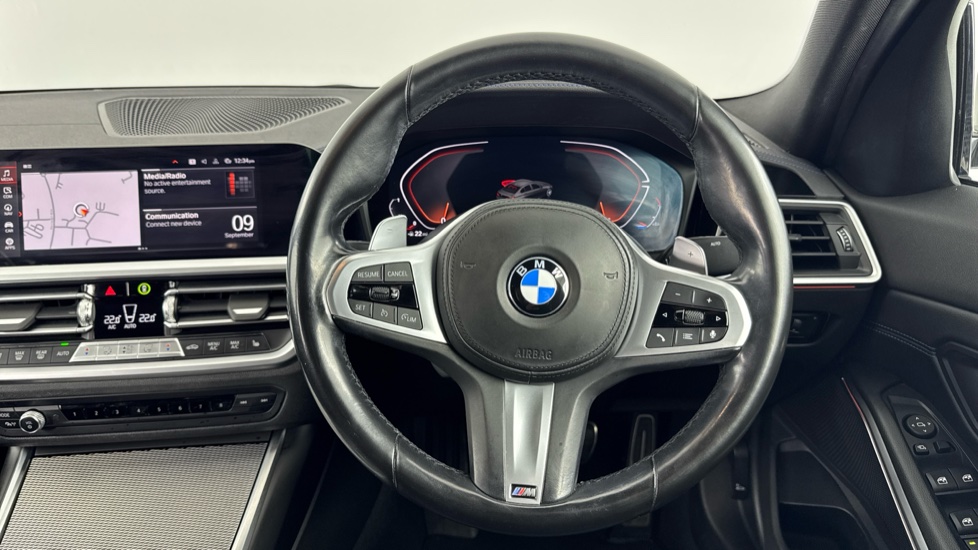 BMW 3 Series 320i M Sport 4dr Step Auto Petrol Saloon - Image 5