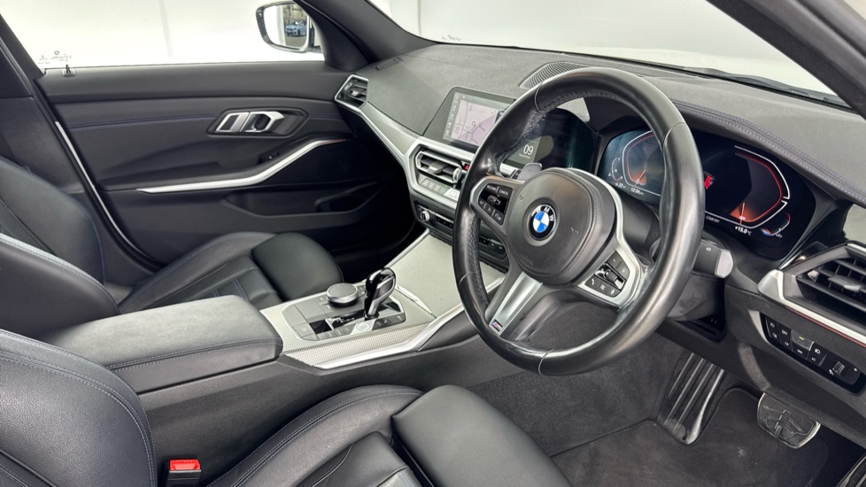 BMW 3 Series 320i M Sport 4dr Step Auto Petrol Saloon - Image 6