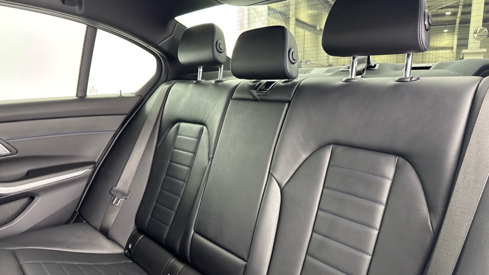BMW 3 Series 320i M Sport 4dr Step Auto Petrol Saloon - Image 12