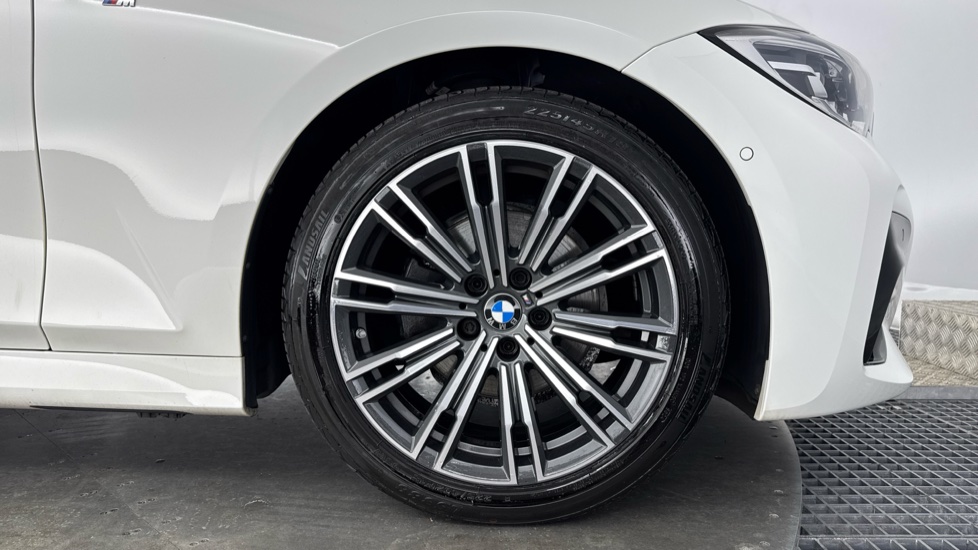 BMW 3 Series 320i M Sport 4dr Step Auto Petrol Saloon - Image 14