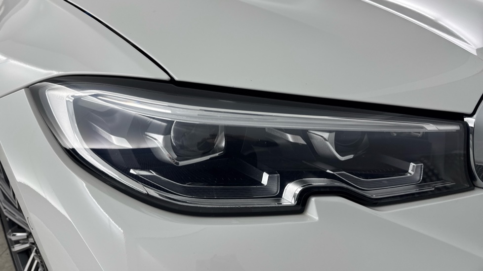 BMW 3 Series 320i M Sport 4dr Step Auto Petrol Saloon - Image 23