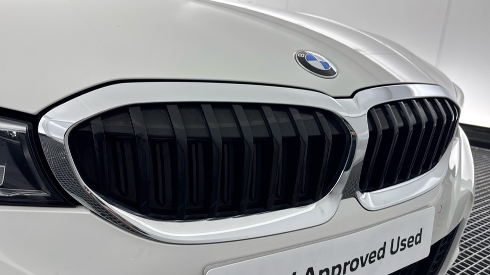 BMW 3 Series 320i M Sport 4dr Step Auto Petrol Saloon - Image 30