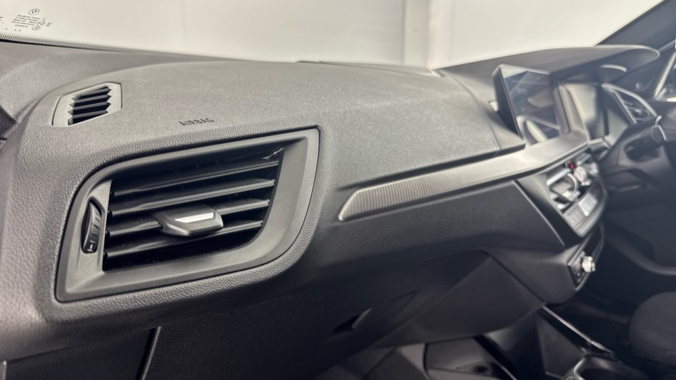 BMW 1 Series M135i xDrive 5dr Step Auto Petrol Hatchback - Image 34