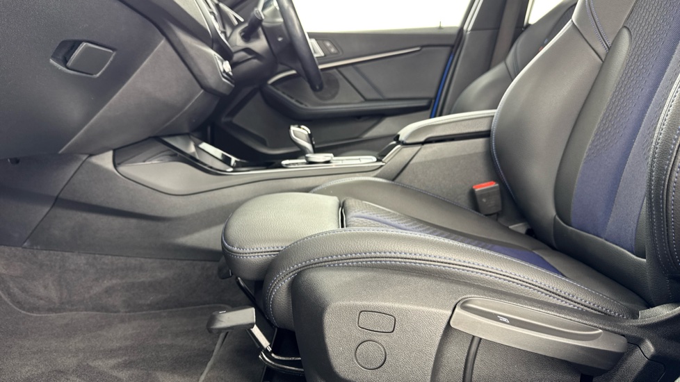 BMW 1 Series 118i [136] M Sport 5dr Step Auto [LCP] Petrol Hatchback - Image 33