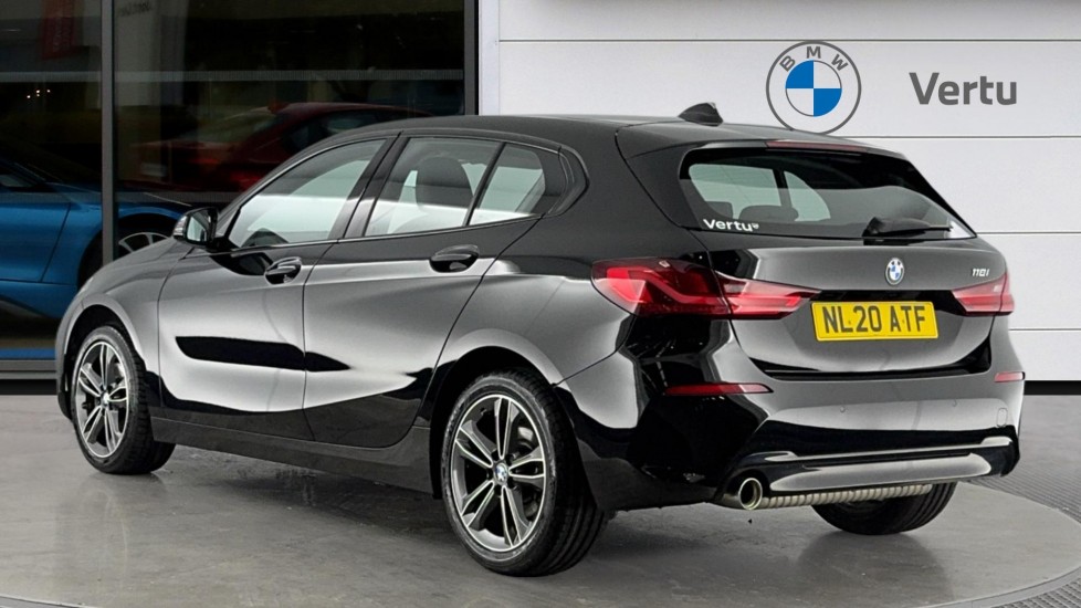 BMW 1 Series 118i Sport 5dr Petrol Hatchback - Image 2
