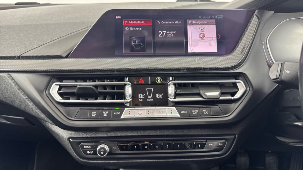 BMW 1 Series 118i Sport 5dr Petrol Hatchback - Image 8