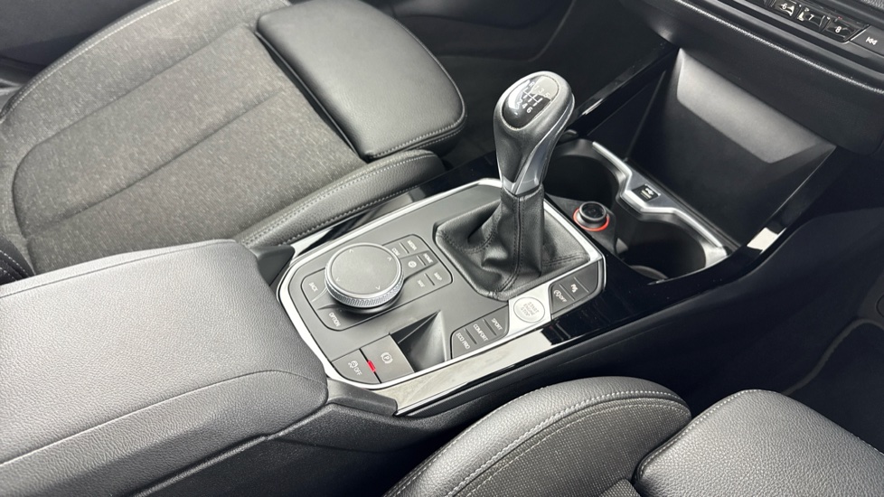 BMW 1 Series 118i Sport 5dr Petrol Hatchback - Image 10