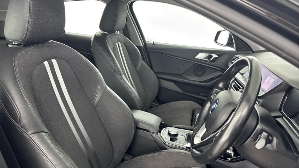 BMW 1 Series 118i Sport 5dr Petrol Hatchback - Image 11