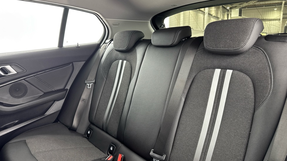 BMW 1 Series 118i Sport 5dr Petrol Hatchback - Image 12