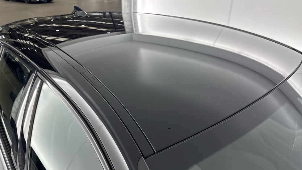 BMW 1 Series 118i Sport 5dr Petrol Hatchback - Image 21