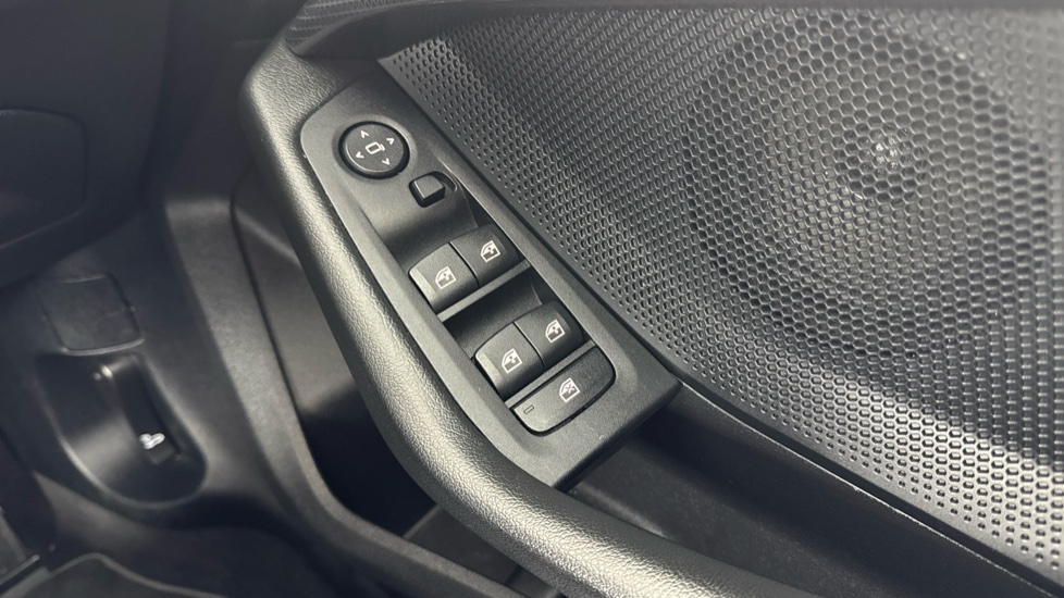 BMW 1 Series 118i Sport 5dr Petrol Hatchback - Image 46