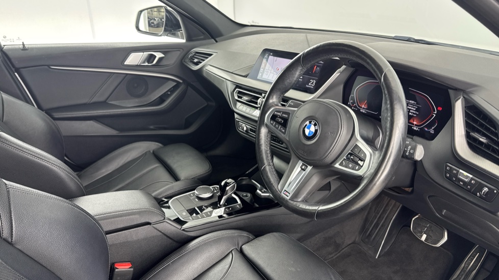 BMW 1 Series 118i [136] M Sport 5dr Step Auto [LCP] Petrol Hatchback - Image 6