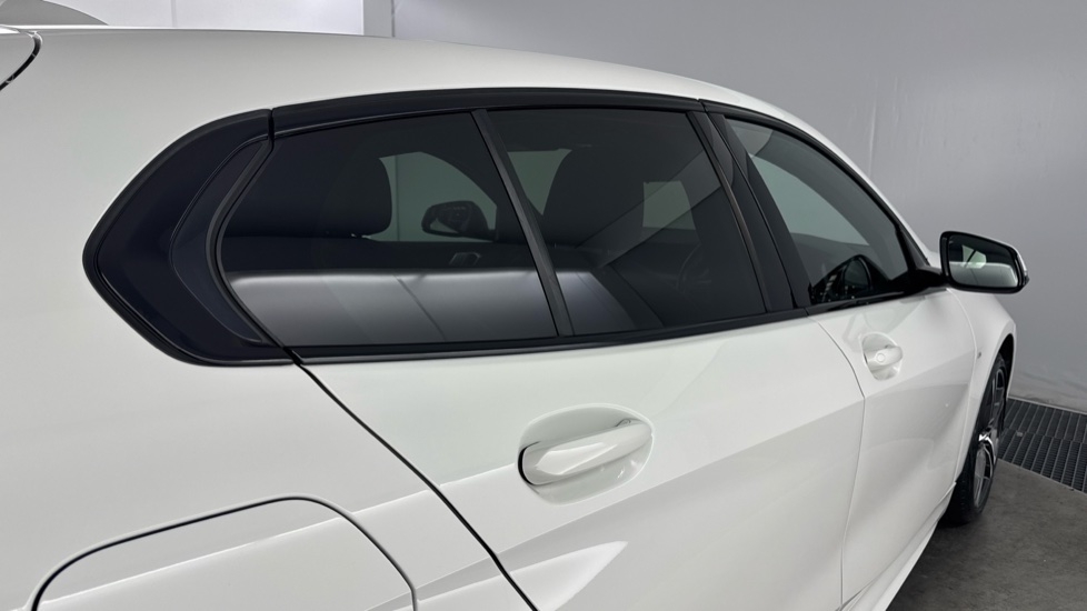 BMW 1 Series 118i [136] M Sport 5dr Step Auto [LCP] Petrol Hatchback - Image 26