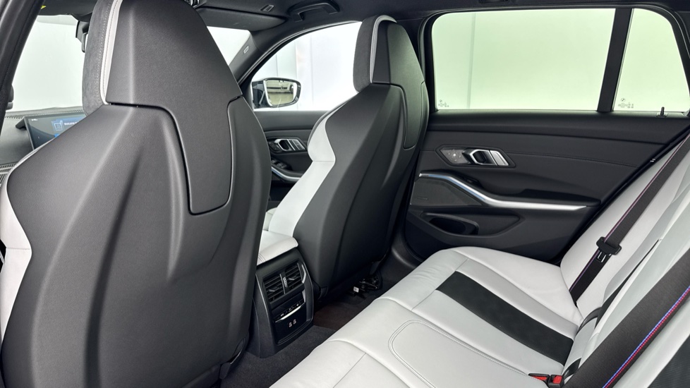 BMW M3 xDrive Competition M 5dr Step Auto Petrol Estate - Image 39
