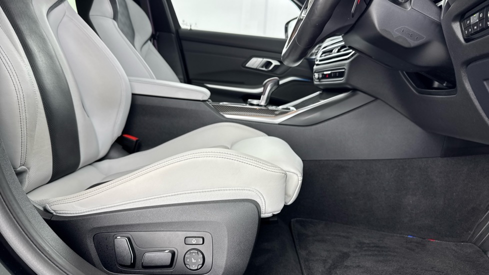 BMW M3 xDrive Competition M 5dr Step Auto Petrol Estate - Image 46