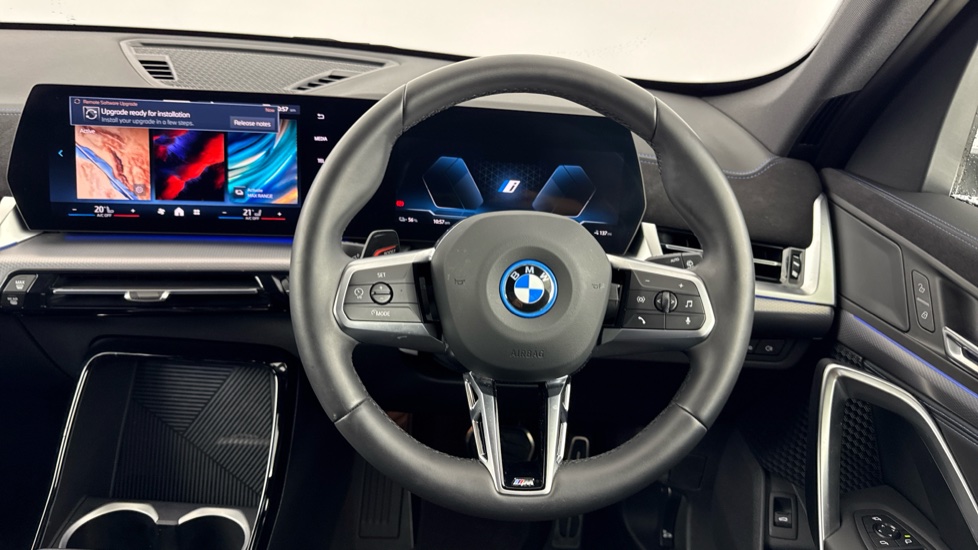 BMW iX1 150kW eDrive20 M Sport 65kWh 5dr Auto Electric Estate - Image 5