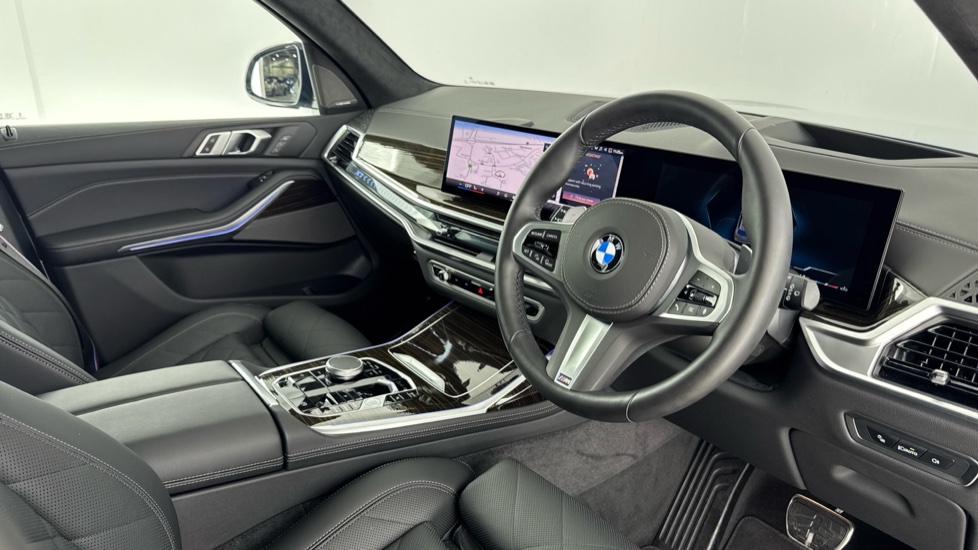 BMW X7 xDrive40i MHT M Sport 5dr Step Auto Petrol Estate - Image 6