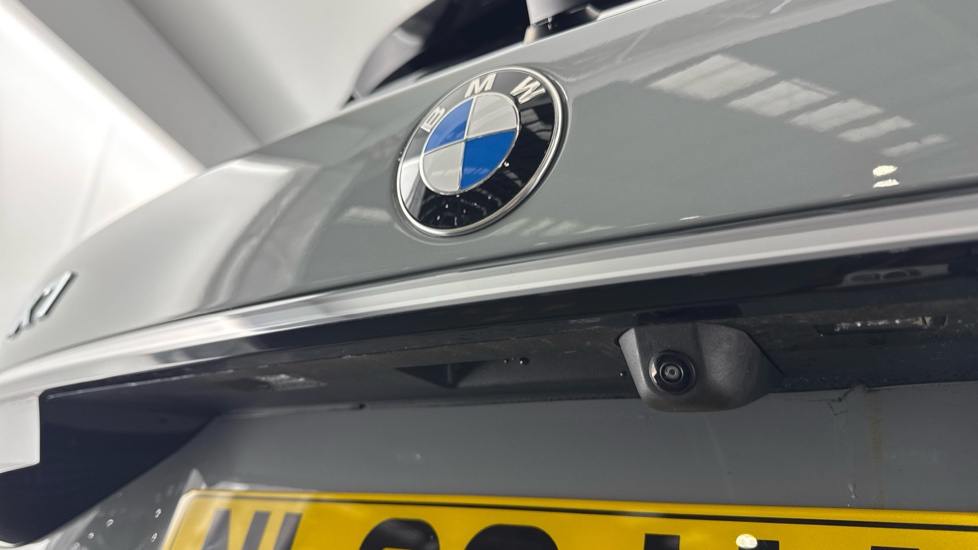 BMW X7 xDrive40i MHT M Sport 5dr Step Auto Petrol Estate - Image 25