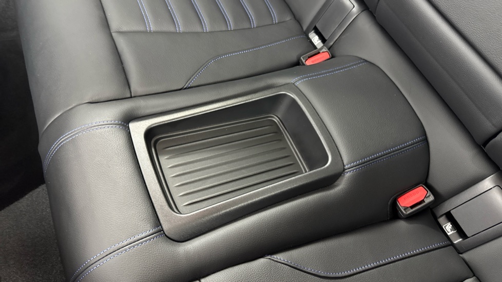 BMW 2 Series M240i xDrive 2dr Step Auto Petrol Coupe - Image 37