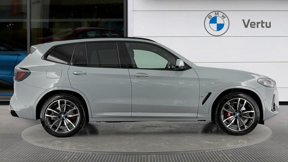 BMW X3 xDrive 30e M Sport 5dr Auto Estate - Image 3