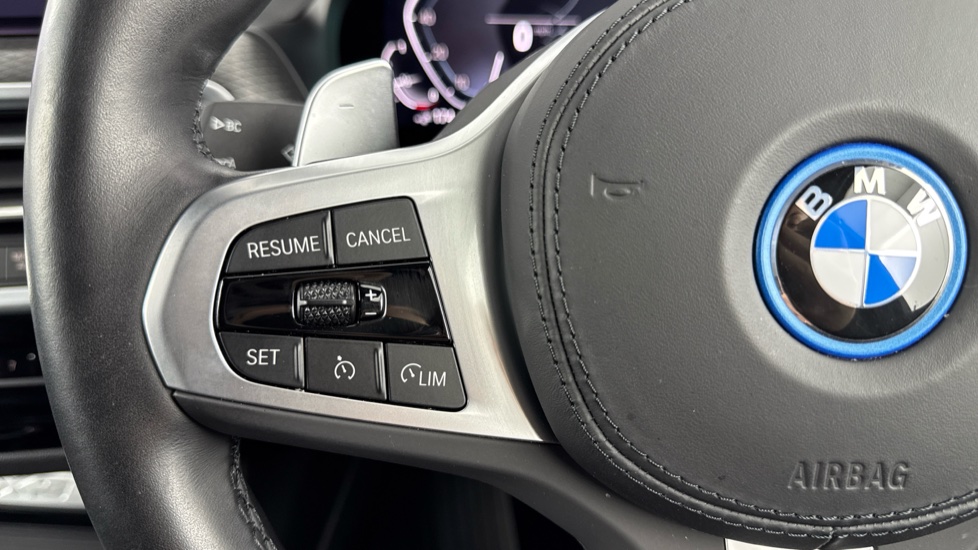 BMW X3 xDrive 30e M Sport 5dr Auto Estate - Image 17