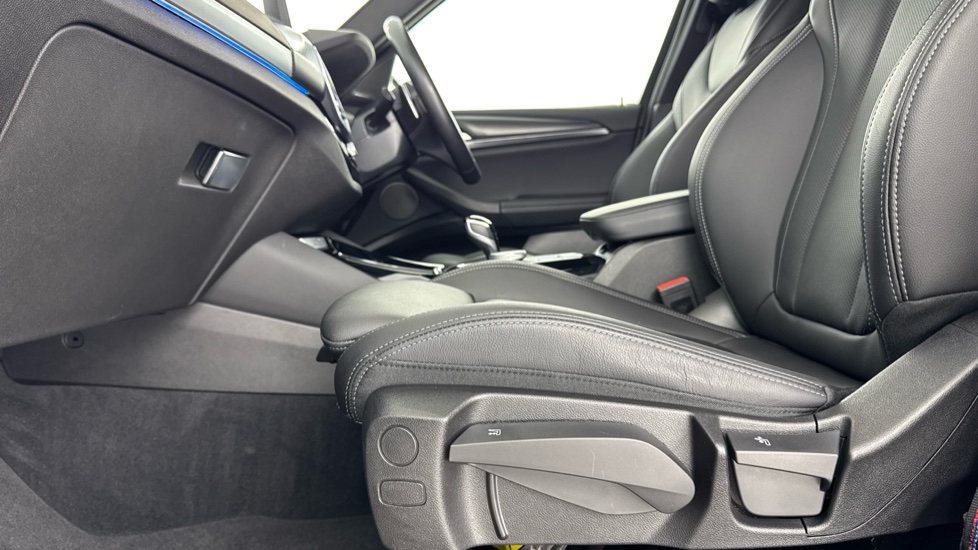 BMW X3 xDrive 30e M Sport 5dr Auto Estate - Image 42