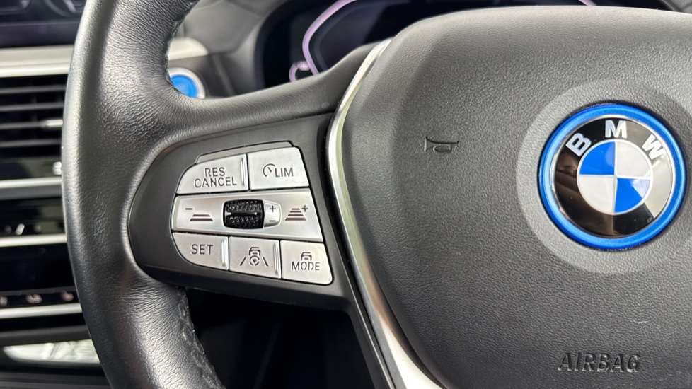 BMW X3 210kW Premier Edition 80kWh 5dr Auto Electric Estate - Image 17