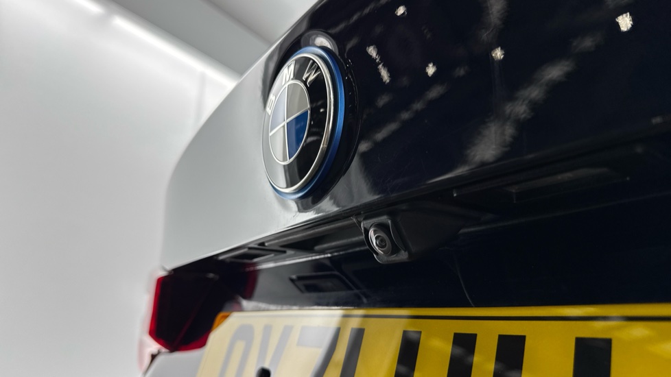 BMW X3 210kW Premier Edition 80kWh 5dr Auto Electric Estate - Image 24