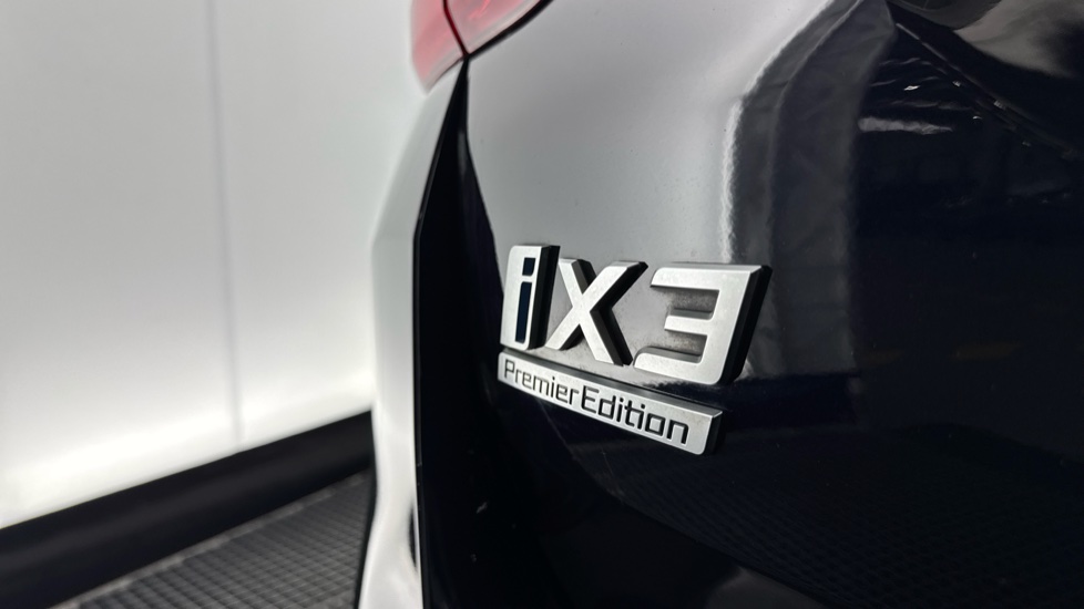 BMW X3 210kW Premier Edition 80kWh 5dr Auto Electric Estate - Image 26