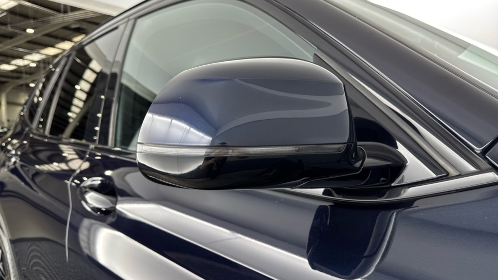 BMW X3 210kW Premier Edition 80kWh 5dr Auto Electric Estate - Image 32