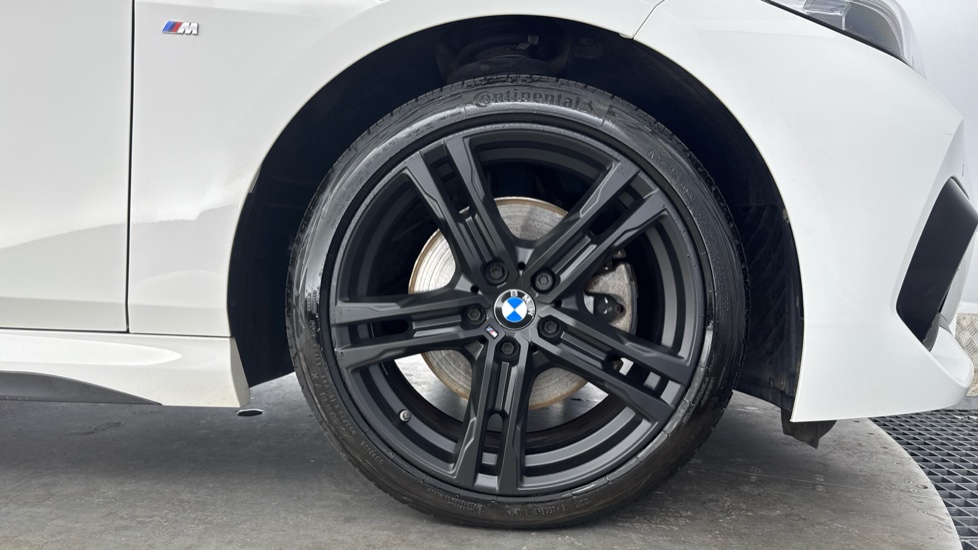 BMW 2 Series 218i [136] M Sport 4dr Petrol Saloon - Image 14