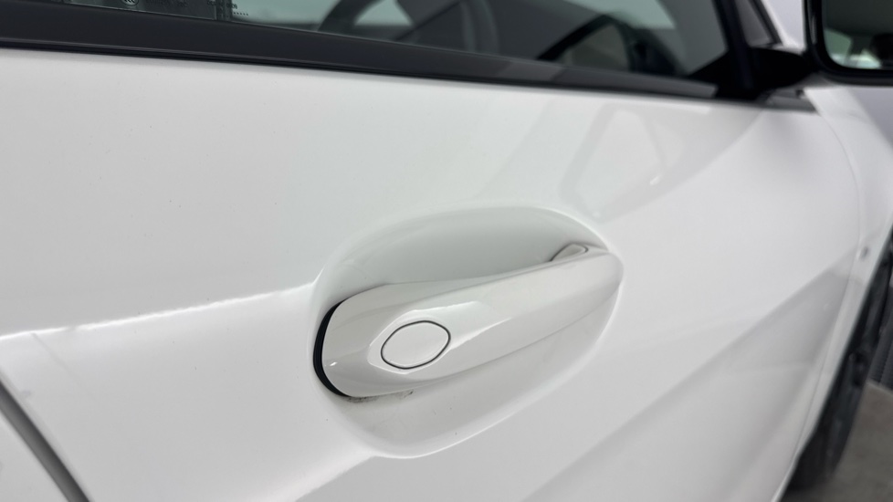BMW 2 Series 218i [136] M Sport 4dr Petrol Saloon - Image 27