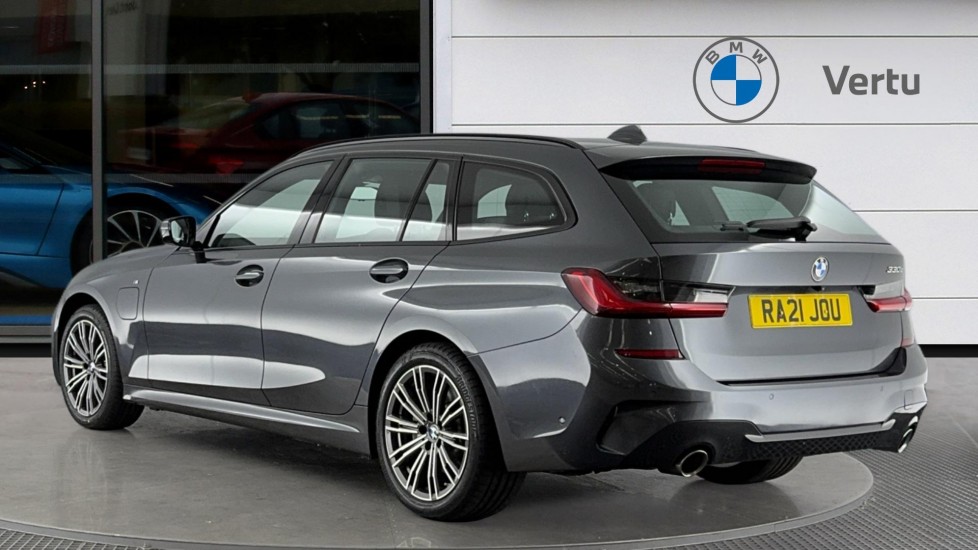 BMW 3 Series 330e M Sport 5dr Step Auto Estate - Image 2