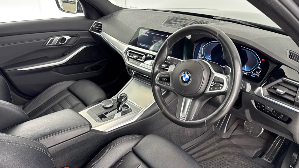 BMW 3 Series 330e M Sport 5dr Step Auto Estate - Image 6