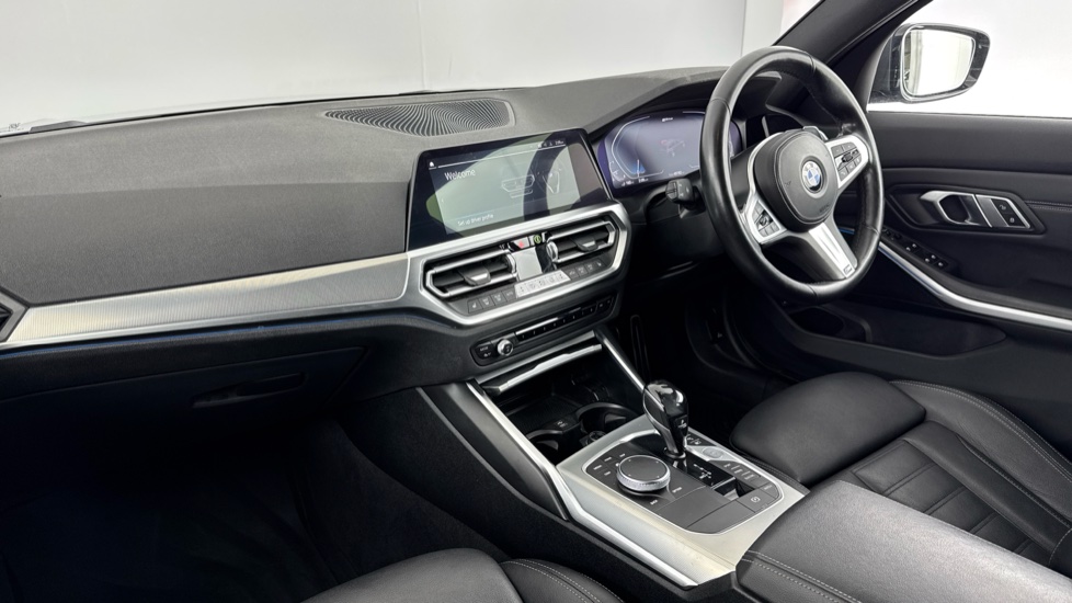 BMW 3 Series 330e M Sport 5dr Step Auto Estate - Image 7