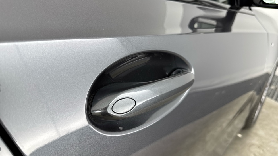 BMW 3 Series 330e M Sport 5dr Step Auto Estate - Image 28
