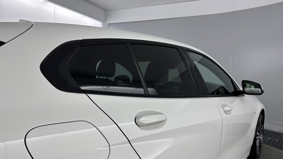 BMW 1 Series 118i [136] M Sport 5dr Step Auto [LCP] Petrol Hatchback - Image 25