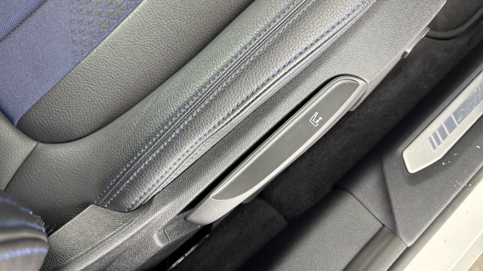 BMW 1 Series 118i [136] M Sport 5dr Step Auto [LCP] Petrol Hatchback - Image 27