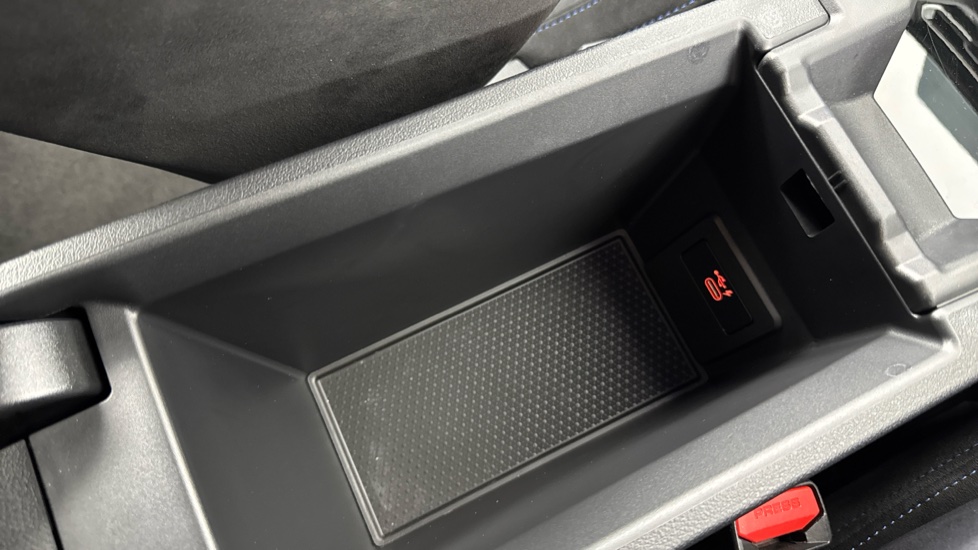 BMW 1 Series M135i xDrive 5dr Step Auto Petrol Hatchback - Image 49