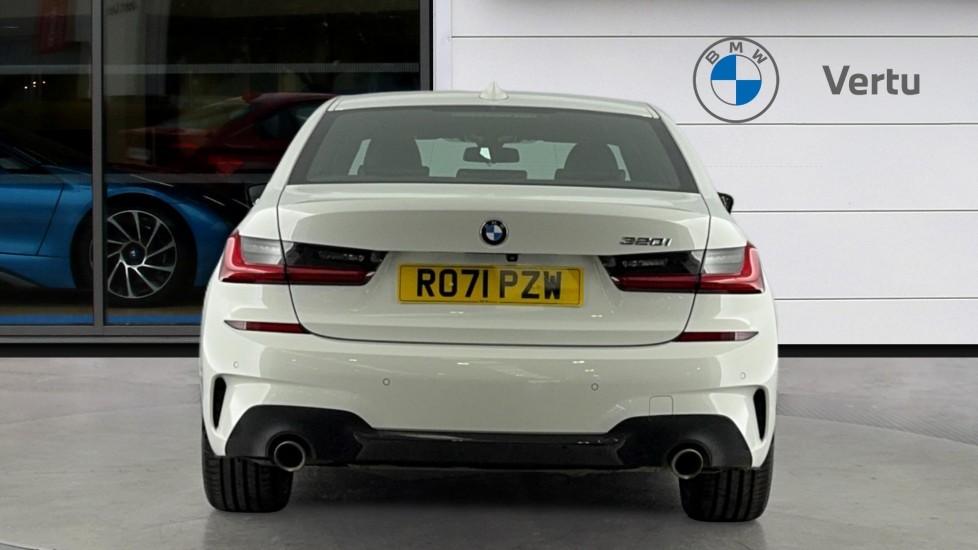 BMW 3 Series 320i M Sport 4dr Step Auto Petrol Saloon - Image 15