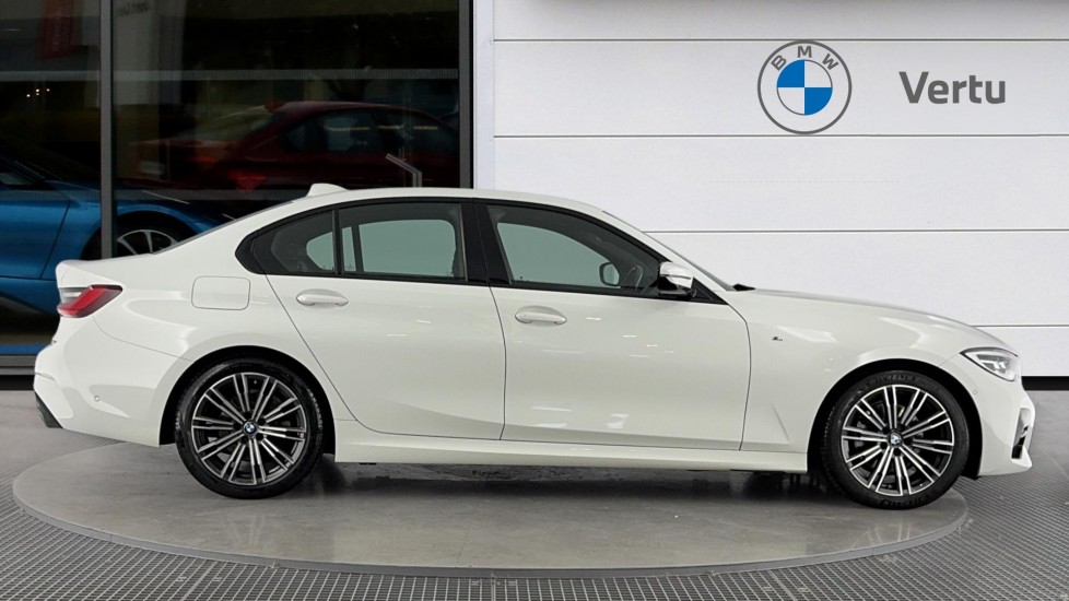 BMW 3 Series 320i M Sport 4dr Step Auto Petrol Saloon - Image 3