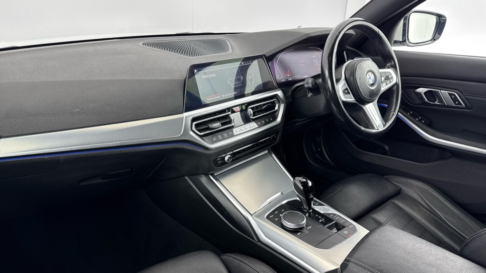 BMW 3 Series 320i M Sport 4dr Step Auto Petrol Saloon - Image 7