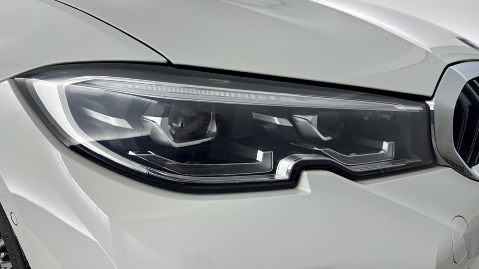 BMW 3 Series 320i M Sport 4dr Step Auto Petrol Saloon - Image 23