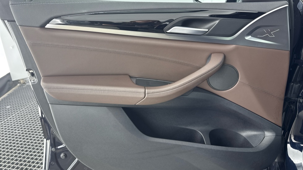BMW iX3 210kW M Sport 80kWh 5dr Auto Electric Estate - Image 37