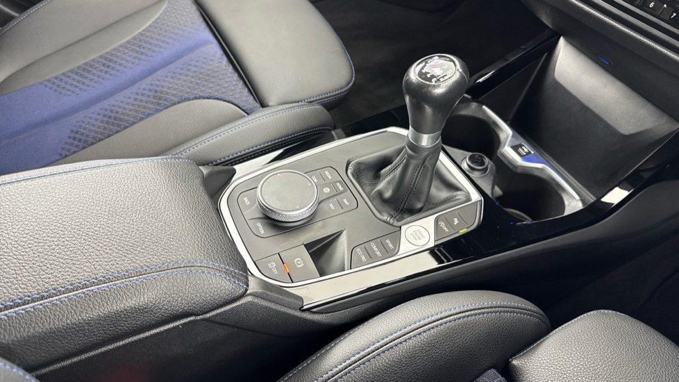 BMW 1 Series 118i [136] M Sport 5dr [Live Cockpit Professional] Petrol Hatchback - Image 10