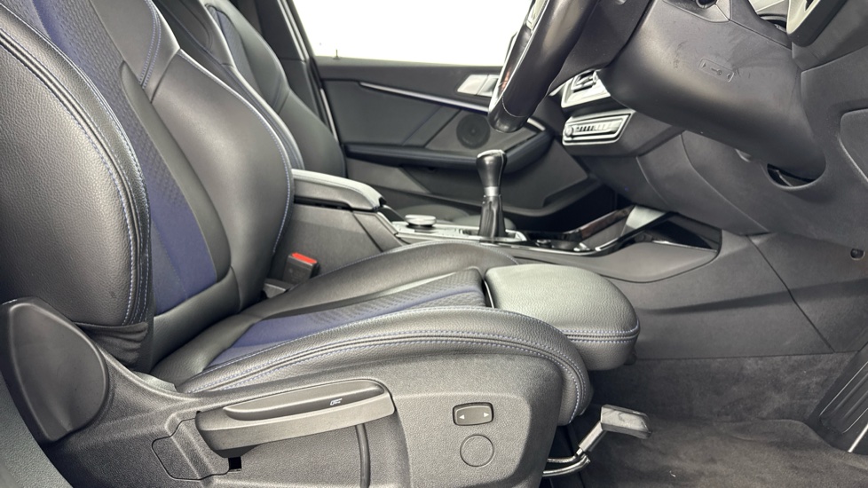 BMW 1 Series 118i [136] M Sport 5dr [Live Cockpit Professional] Petrol Hatchback - Image 40