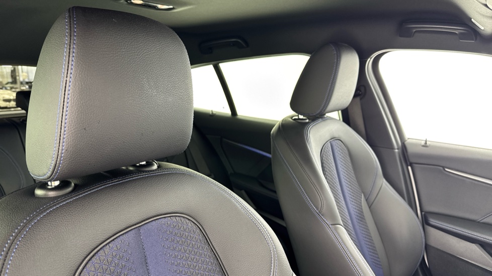 BMW 1 Series 118i [136] M Sport 5dr [Live Cockpit Professional] Petrol Hatchback - Image 42