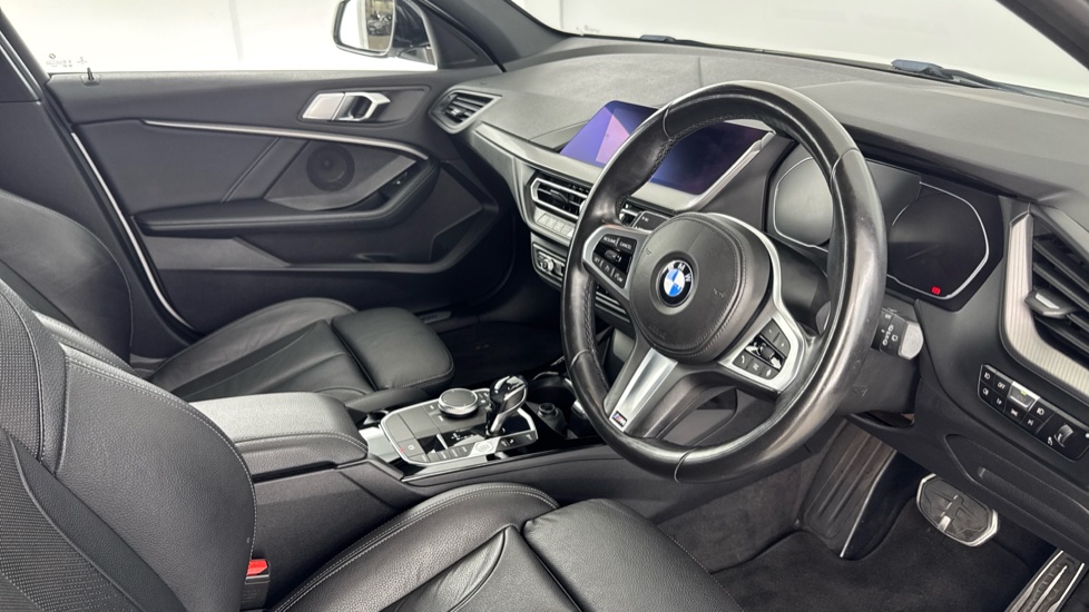 BMW 1 Series 118i M Sport 5dr Step Auto Petrol Hatchback - Image 6